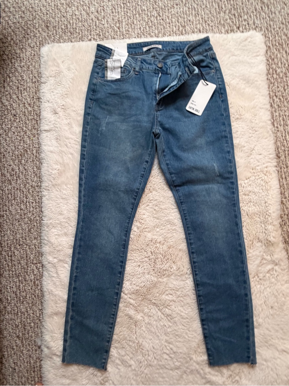 High-Rise Skinny Jeans in Dark Blue Wash